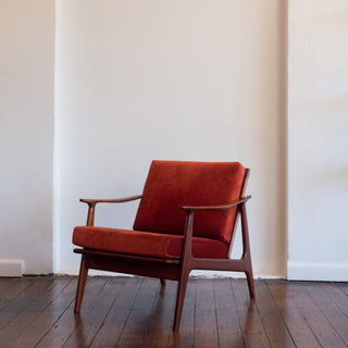 Parker armchair front