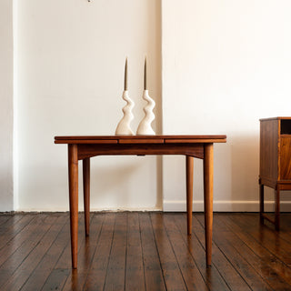 Parker Dining Table